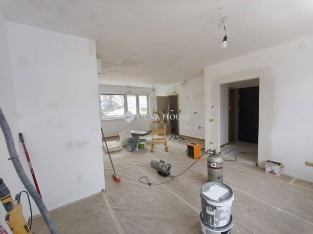 Eladó téglalakás, Kecskeméten 79.5 M Ft, 3 szobás