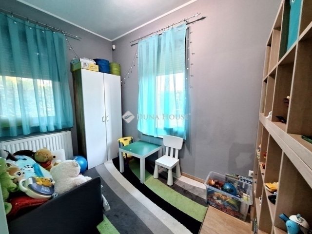 Eladó családi ház, Kecskeméten 93.8 M Ft, 6 szobás