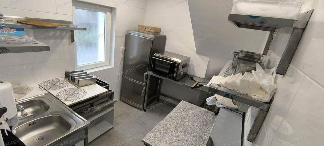 Kiadó üzlethelyiség, Fertőrákoson 250 E Ft / hó, 2 szobás