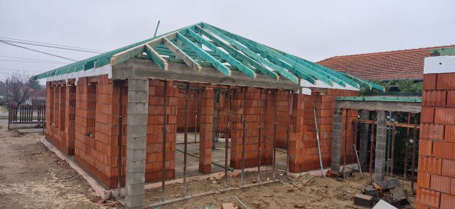 Eladó családi ház, Bocskaikerten 73.9 M Ft, 4 szobás