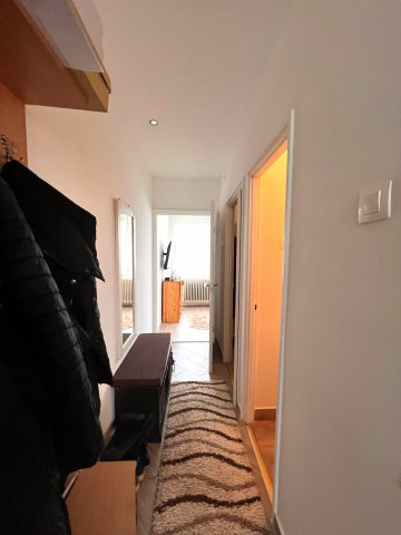 Eladó panellakás, Mohácson 29 M Ft, 2 szobás