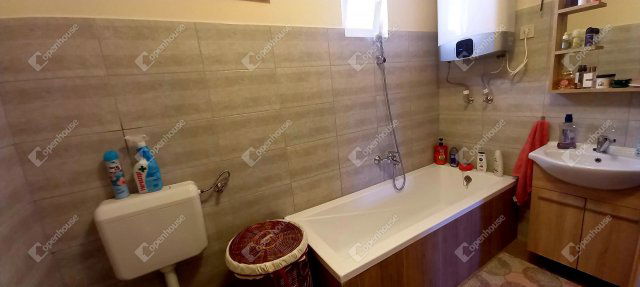 Eladó családi ház, Döbröntén 42.9 M Ft, 2 szobás