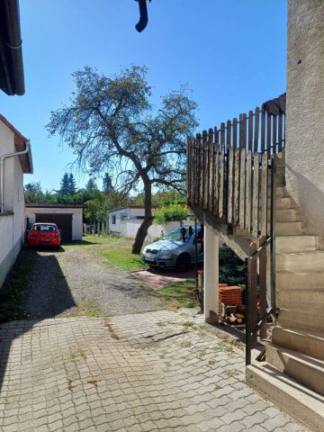 Eladó családi ház, Pilisvörösváron 89.9 M Ft, 6+2 szobás