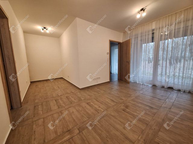 Kiadó téglalakás, albérlet, Győrött 230 E Ft / hó, 2 szobás