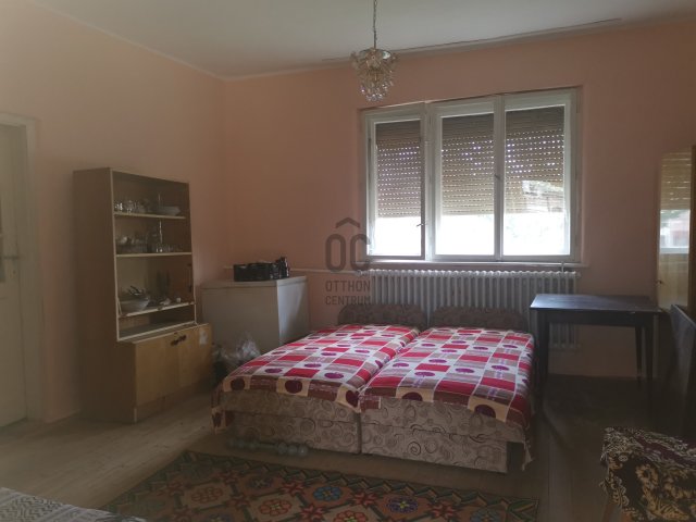 Eladó családi ház, Dögén 11 M Ft, 2 szobás