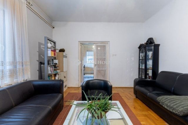 Eladó ikerház, Budapesten, XVIII. kerületben 88 M Ft, 5 szobás