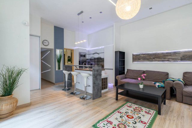 Kiadó téglalakás, albérlet, Budapesten, V. kerületben, 2 szobás