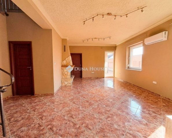 Eladó családi ház, Debrecenben 139.9 M Ft, 4 szobás