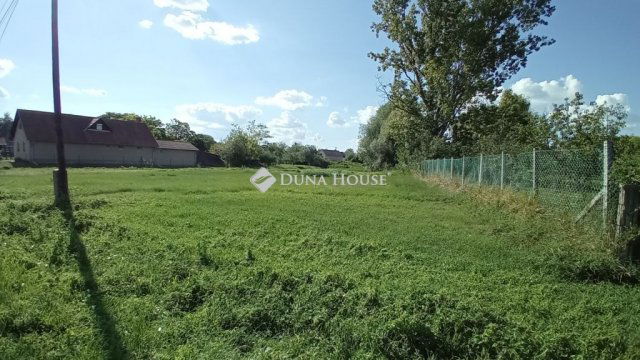 Eladó telek, Ságváron 32.5 M Ft / költözzbe.hu