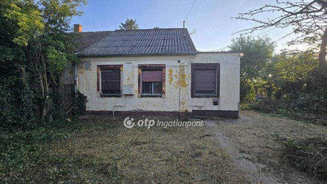 Eladó családi ház, Kabán 12.7 M Ft, 2+1 szobás