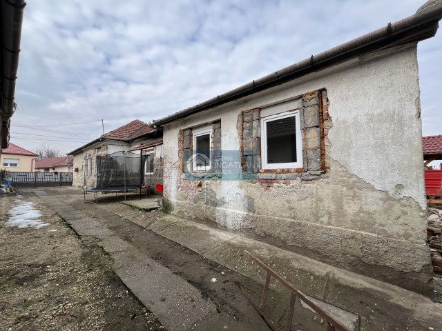 Eladó családi ház, Sajókeresztúron 21 M Ft, 4+1 szobás