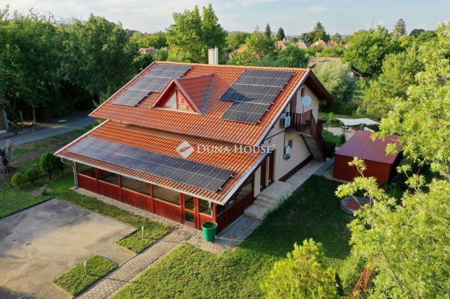 Eladó családi ház, Csárdaszálláson 63.9 M Ft, 3 szobás