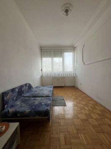 Eladó téglalakás, Budapesten, XVIII. kerületben 59.9 M Ft