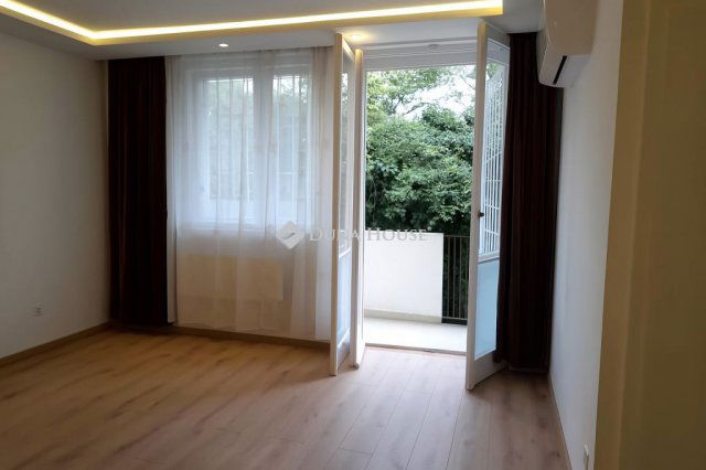 Eladó téglalakás, Budapesten, XII. kerületben 69 M Ft, 1 szobás