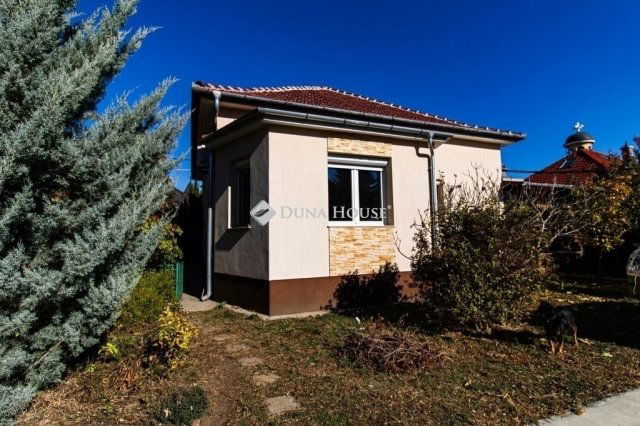 Eladó családi ház, Budapesten, XVIII. kerületben 140 M Ft