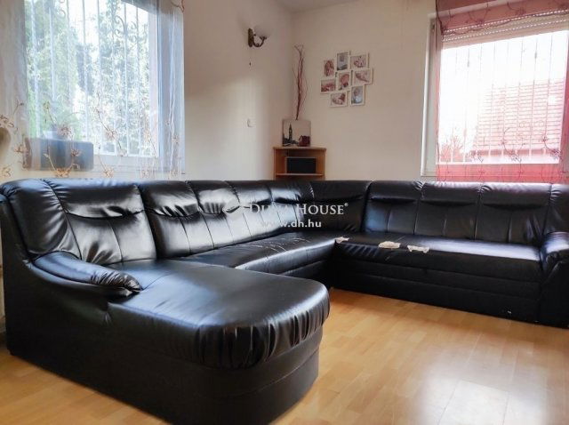 Eladó családi ház, Gyömrőn 104.5 M Ft, 5 szobás