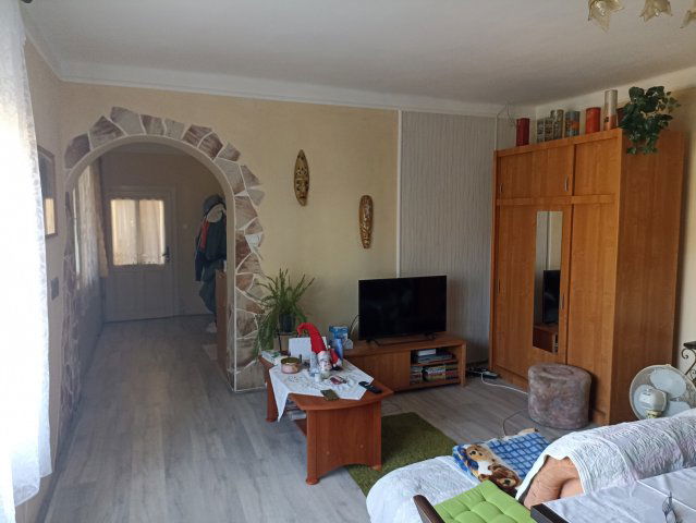 Eladó családi ház, Kutason 19.9 M Ft, 2+1 szobás
