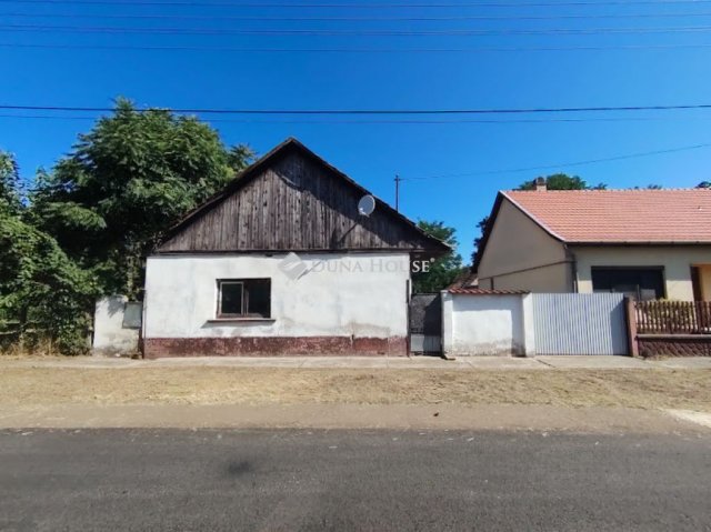 Eladó családi ház, Újkígyóson, Széchenyi utcában 11.9 M Ft