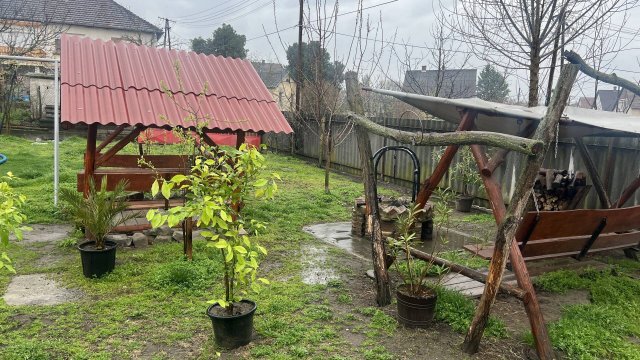 Eladó családi ház, Baján 37.99 M Ft, 2+1 szobás