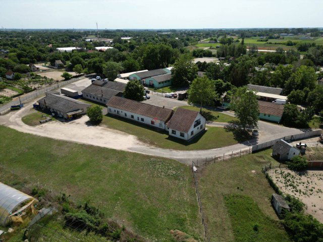 Eladó ipari ingatlan, Domaszéken 550 M Ft / költözzbe.hu