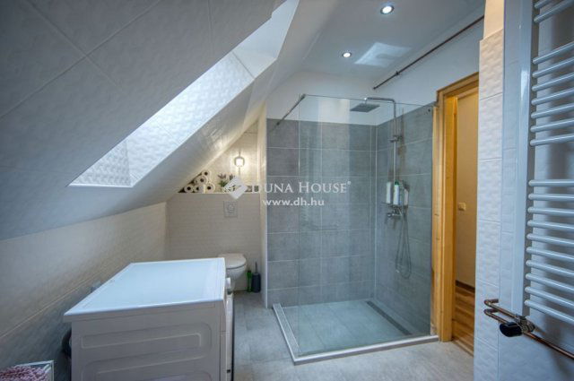 Eladó családi ház, Budapesten, XVIII. kerületben 140 M Ft