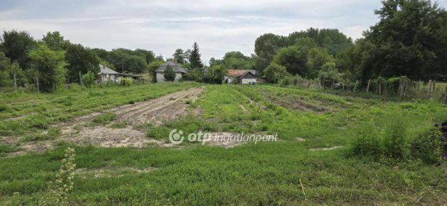 Eladó családi ház, Vámospércsen 25.9 M Ft, 2 szobás