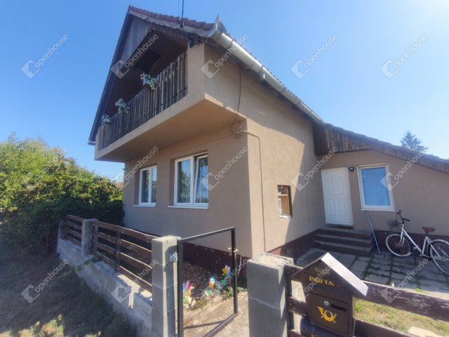 Eladó családi ház, Somogyudvarhelyen 39.9 M Ft, 5 szobás