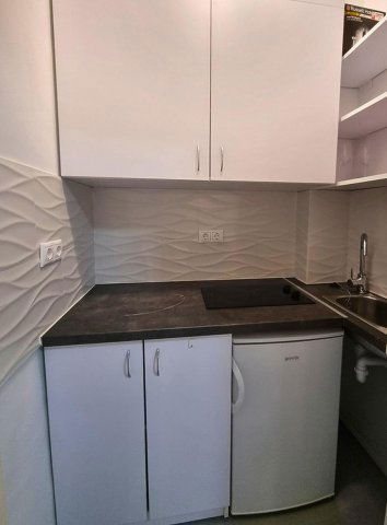 Kiadó iroda, Budapesten, V. kerületben 220 E Ft / hó, 2 szobás