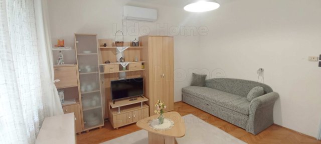 Kiadó téglalakás, albérlet, Balatongyörökön 120 E Ft / hó
