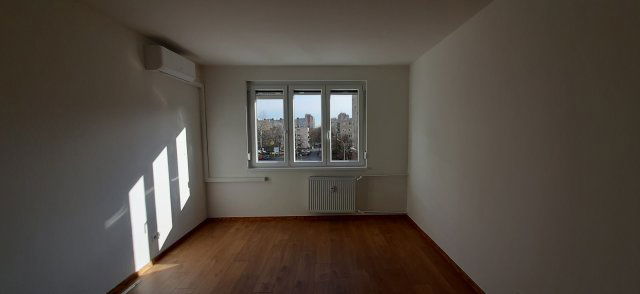 Kiadó panellakás, albérlet, XV. kerületben, Kőrakás parkban