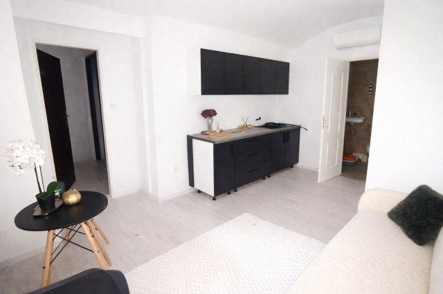 Eladó téglalakás, Budapesten, VIII. kerületben 22 M Ft, 1 szobás