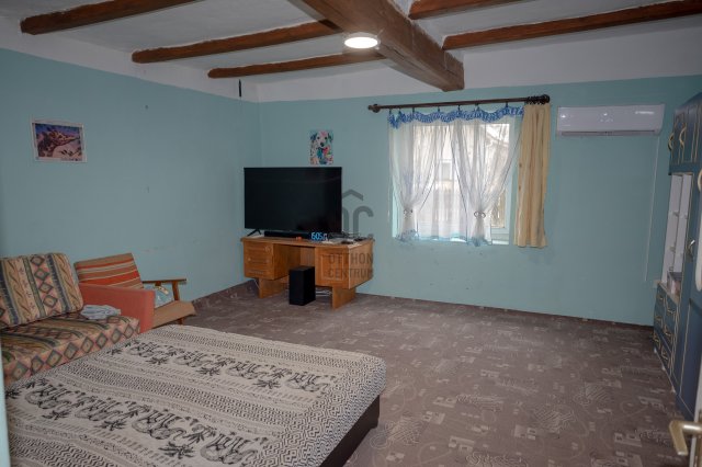 Eladó családi ház, Nádudvaron 8.5 M Ft, 3 szobás