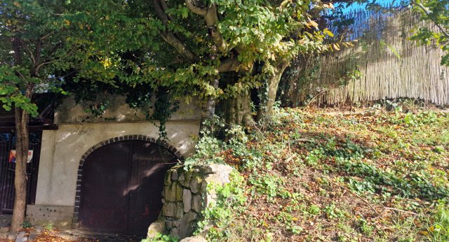 Eladó családi ház, Esztergomban 32 M Ft, 4 szobás