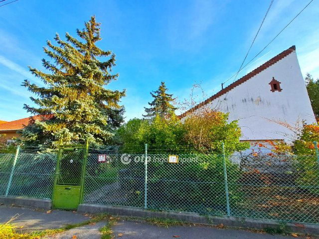 Eladó családi ház, Budapesten, XX. kerületben 59.99 M Ft