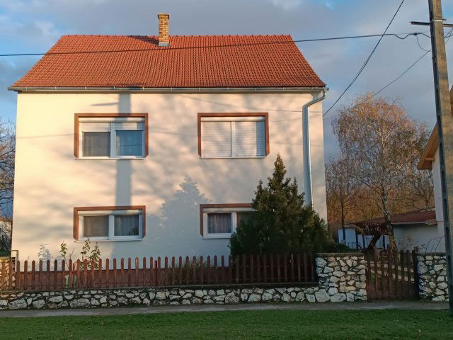 Eladó családi ház, Noszlopon 61.5 M Ft, 4 szobás