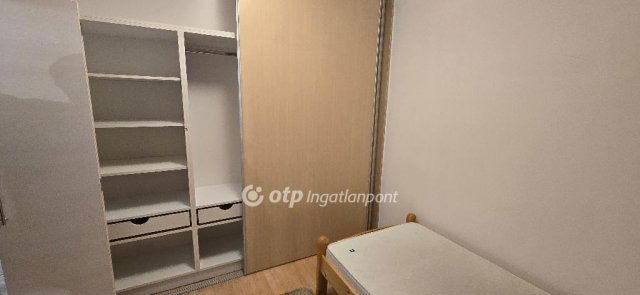 Kiadó panellakás, albérlet, Debrecenben 250 E Ft / hó