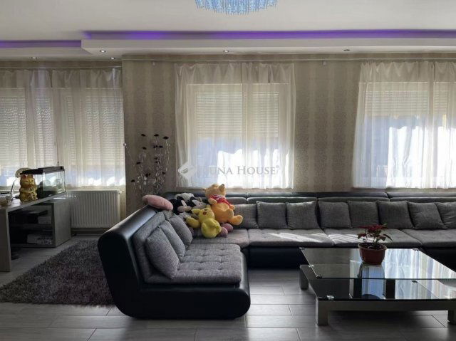 Eladó családi ház, Budapesten, XVIII. kerületben 185 M Ft