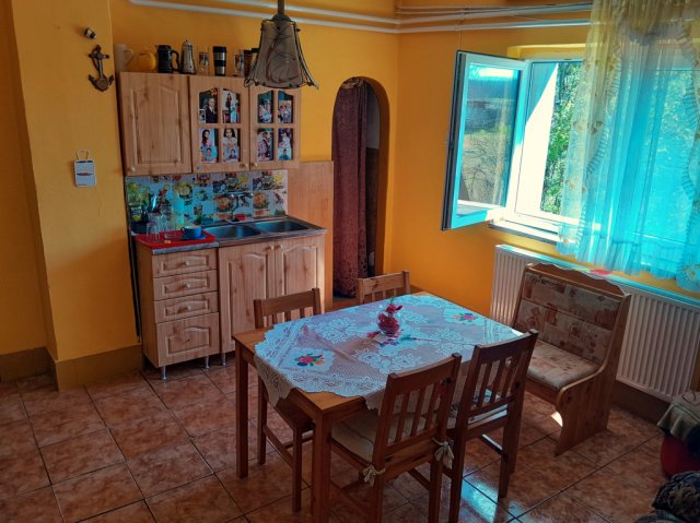 Eladó családi ház, Debrecenben 38 M Ft, 3 szobás