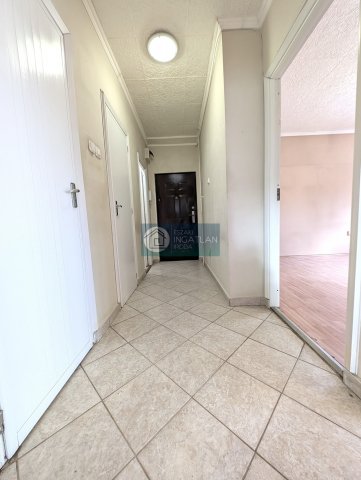 Eladó téglalakás, Kazincbarcikán, Zemplény utcában 26.9 M Ft