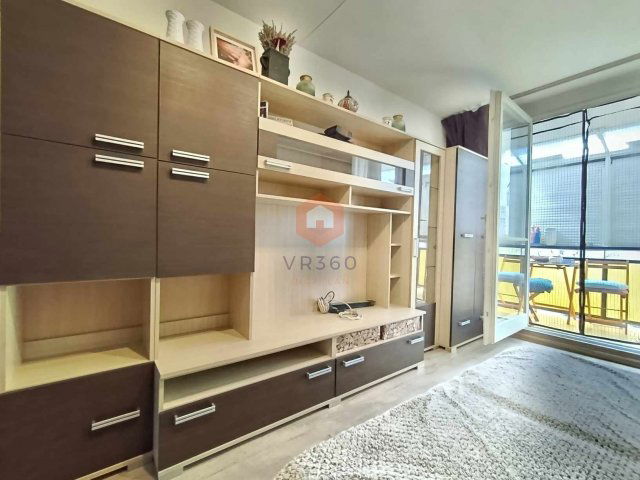 Kiadó panellakás, albérlet, Pécsett 160 E Ft / hó, 2 szobás