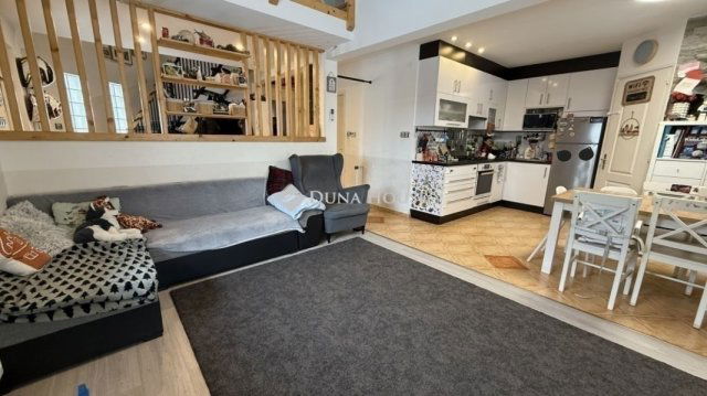 Eladó téglalakás, Gyömrőn 92 M Ft, 4 szobás