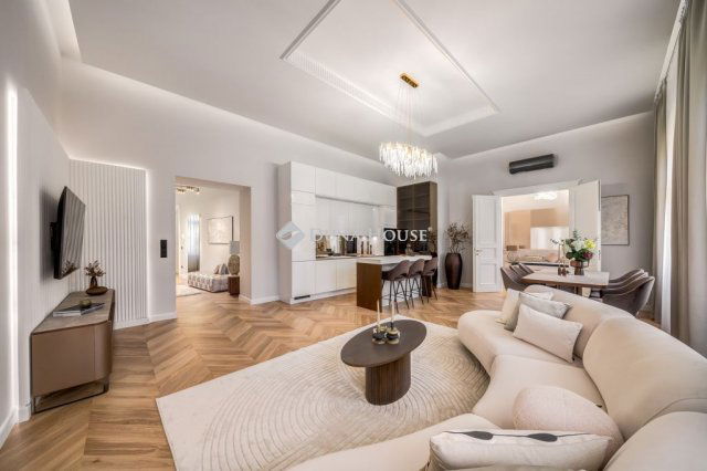 Eladó téglalakás, Budapesten, V. kerületben 359 M Ft, 3 szobás