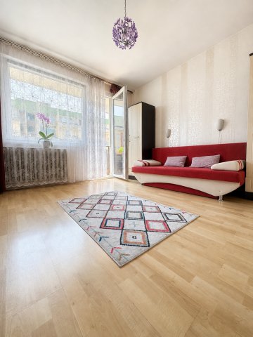 Eladó téglalakás, Budapesten, XV. kerületben 79.8 M Ft, 3 szobás