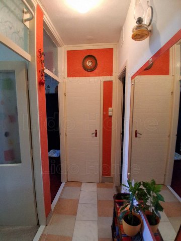 Eladó panellakás, Keszthelyen 65 M Ft, 3+3 szobás