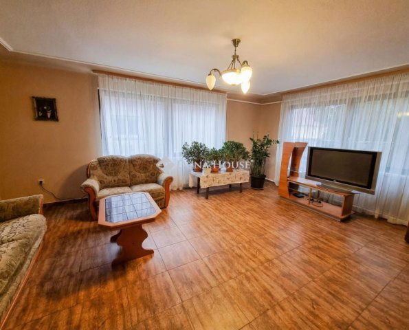 Eladó családi ház, Szigetszentmártonban 84.9 M Ft, 6 szobás