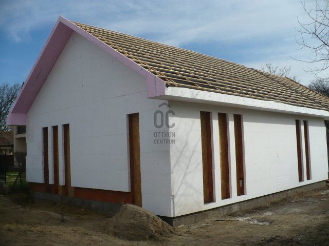 Eladó családi ház, Álmosdon 32 M Ft, 3 szobás