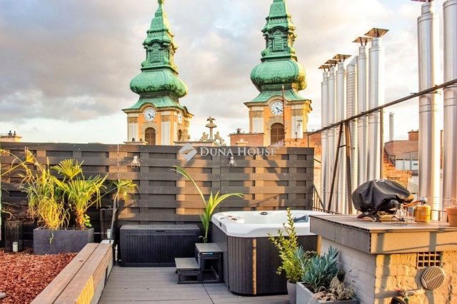 Eladó téglalakás, Budapesten, V. kerületben 189 M Ft, 2 szobás