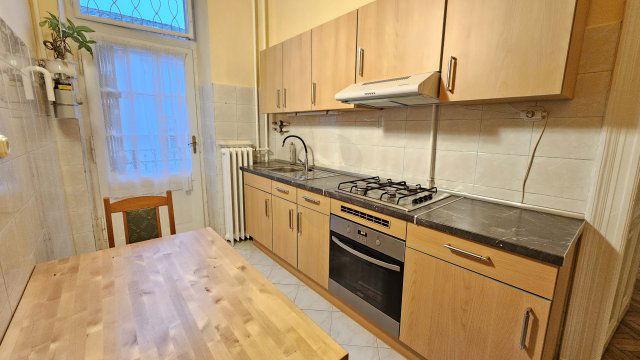 Kiadó téglalakás, albérlet, Budapesten, VII. kerületben