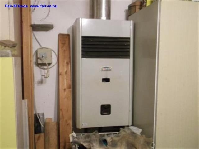 Eladó családi ház, Kunszentmártonban 6.4 M Ft, 4 szobás