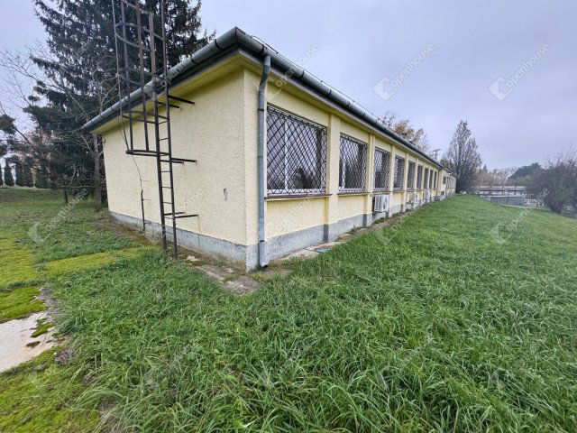 Eladó ipari ingatlan, Gellénházán 79.9 M Ft